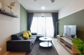 Chic & Cozy Stay at Suasana Suites JB